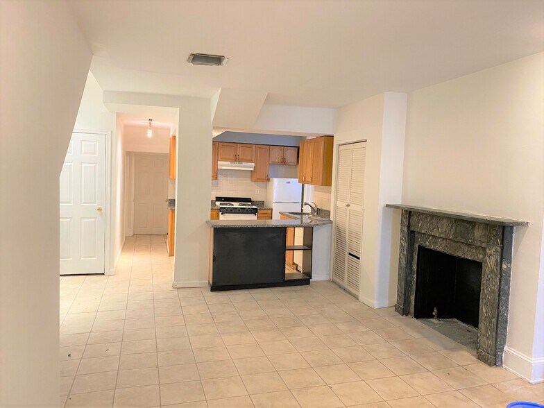 Living Area 1 - 239 Christian St