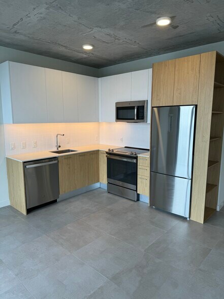 Building Photo - 267 NW 31st St