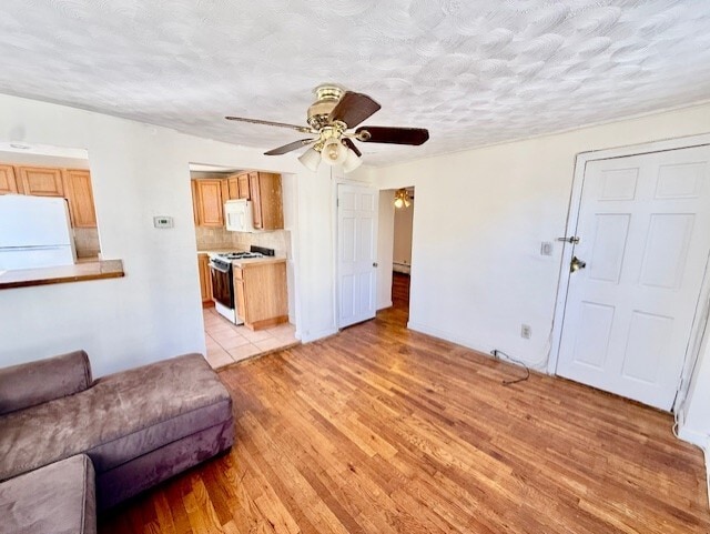 Building Photo - 14 Amity St