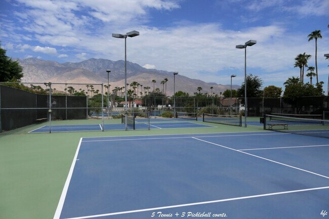 Building Photo - 2247 Mira Monte Cir W