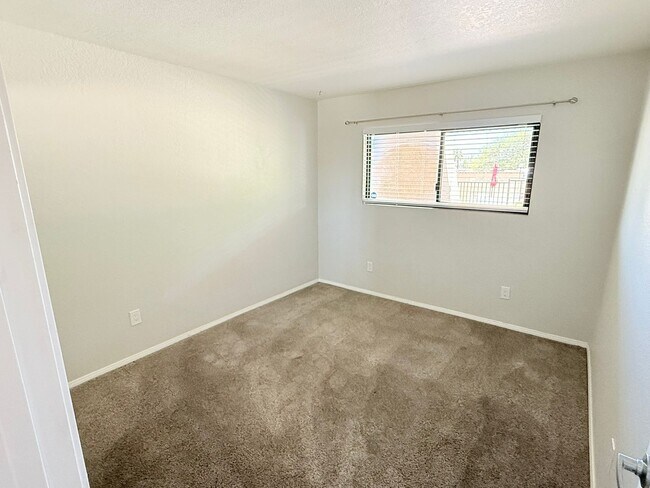 Building Photo - Stylishly 1-Bedroom Condo in Palm Springs ...