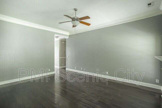 Building Photo - 6628 Kenton Ridge Cir