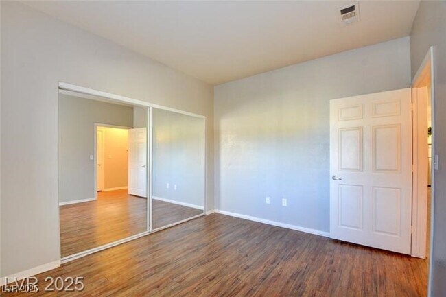 Primary Photo - 5250 S Rainbow Blvd