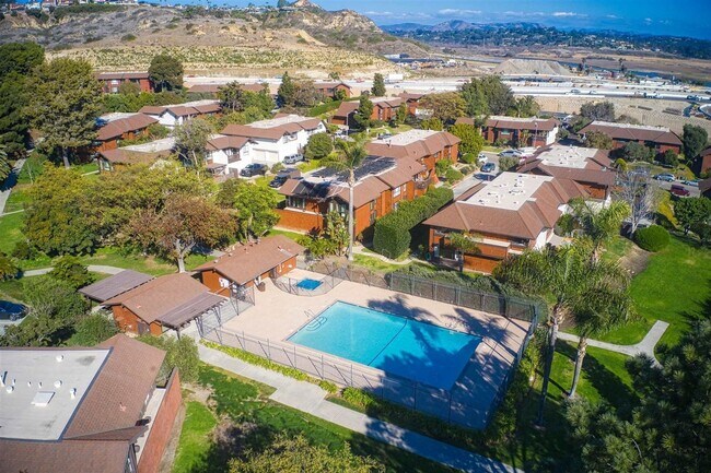 Building Photo - 2556 Ocean Cove Dr