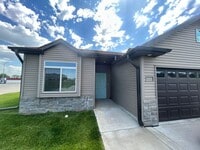 Building Photo - 5974 Pinnacle Pl