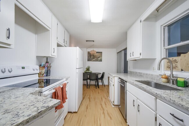 Building Photo - 78 Angelo Ln