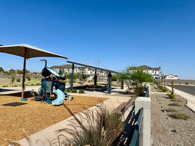 Building Photo - Amazing NEWER Lennar home in Hawes Crossing