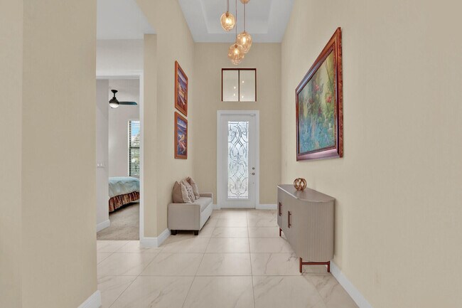 Building Photo - 9204 SW Arco Wy