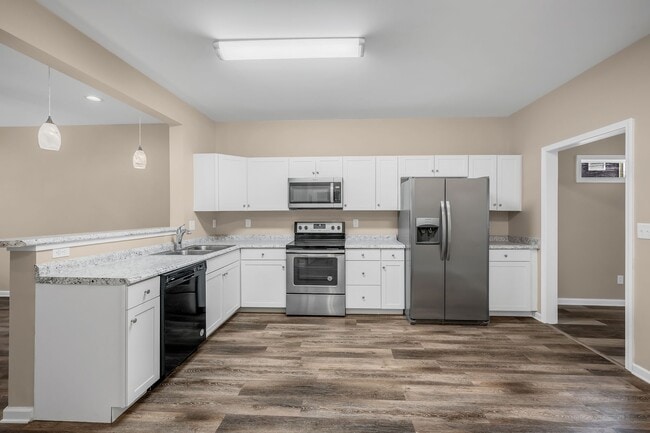 Building Photo - 1911 9th Ave N