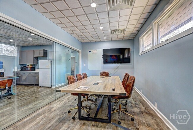 Building Photo - 333 Alcovy St