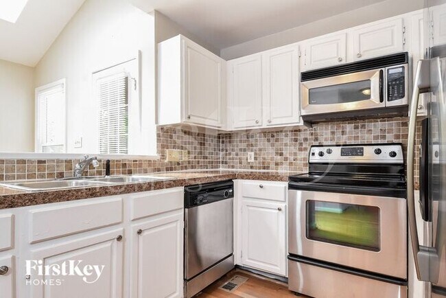 Building Photo - 1509 Bridgetown Ct