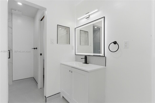 Building Photo - 164 NW 85th Ct