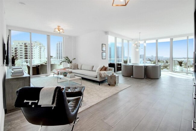 Building Photo - 701 N Fort Lauderdale Beach Blvd