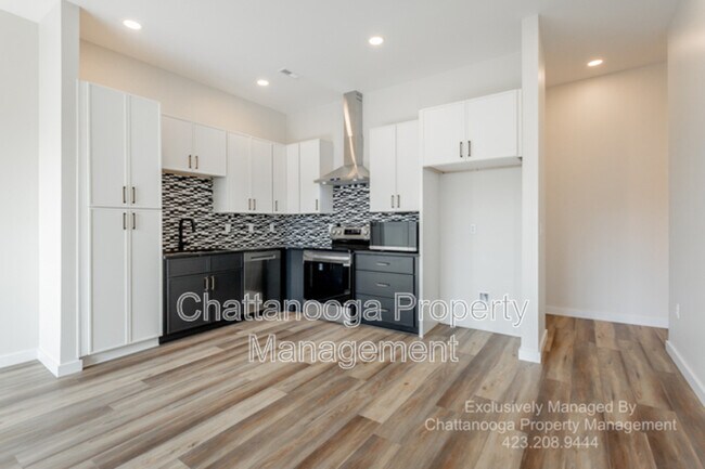 Building Photo - 1861 Zeta Way