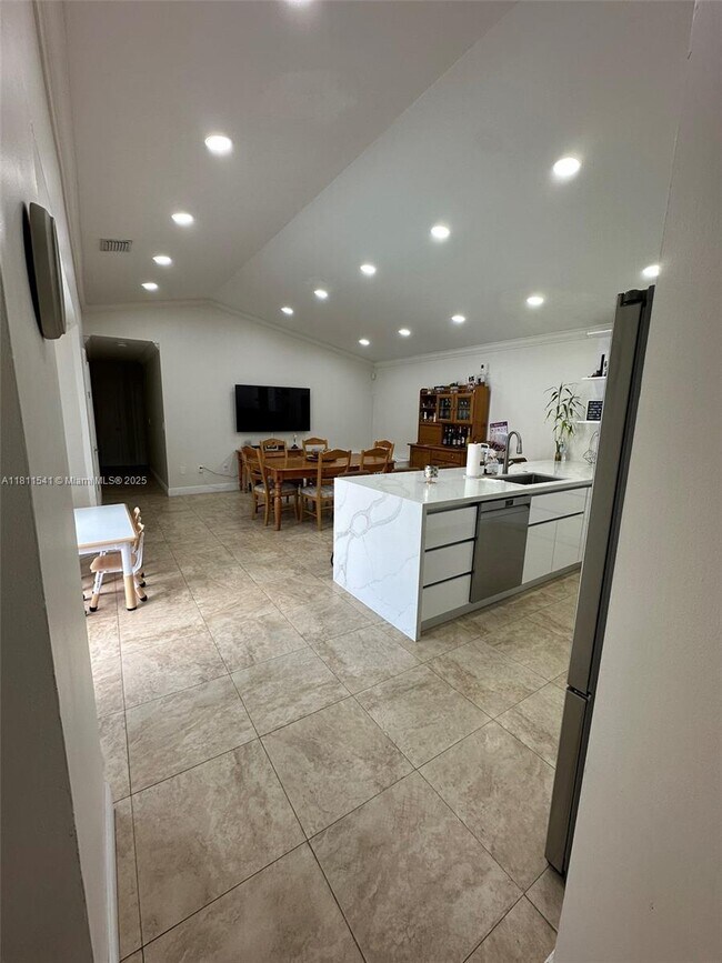 Building Photo - 11421 SW 145th Ave