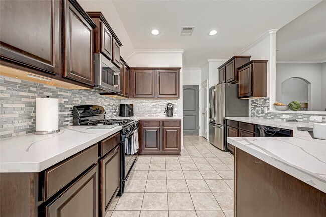 Building Photo - 7905 Livingston St