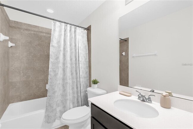 Building Photo - 2480 Seven Oaks Dr