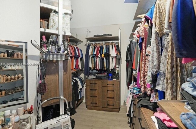 Building Photo - 10321 SW 232nd St