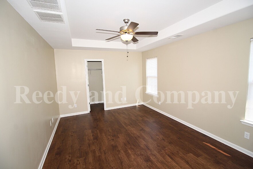 Building Photo - 5527 Mallard Pond Cv