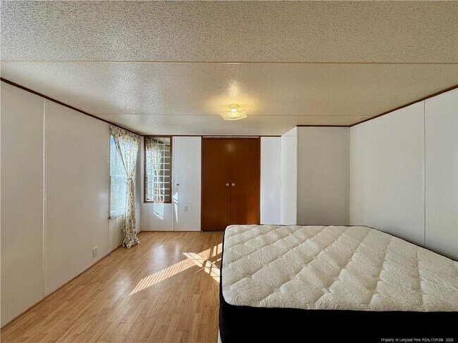 Building Photo - 5167 Jefferson St