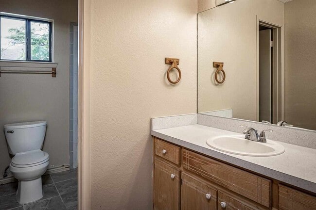 Building Photo - 238 Tomahawk - RENTAL Trl