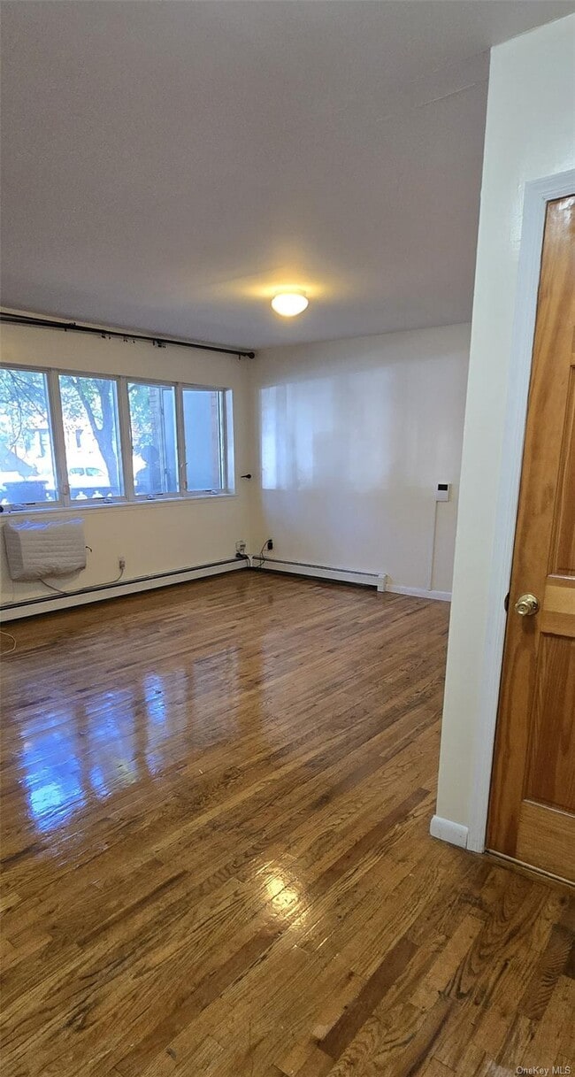 Building Photo - 29-11 31st Ave