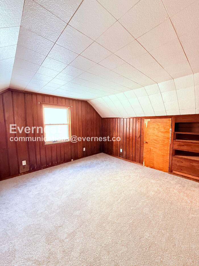 Building Photo - 13737 Capitol St