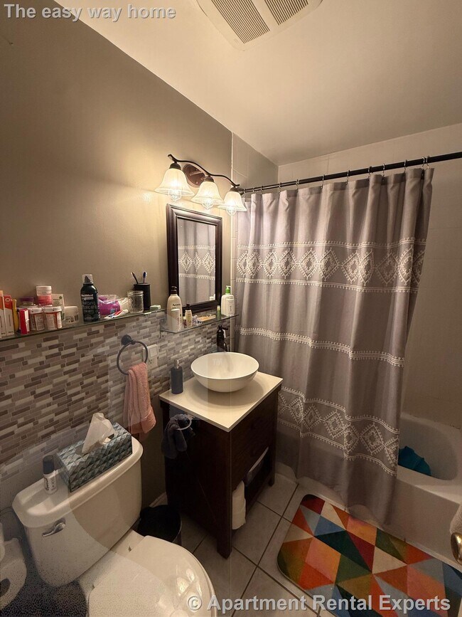 Building Photo - 326 Broadway