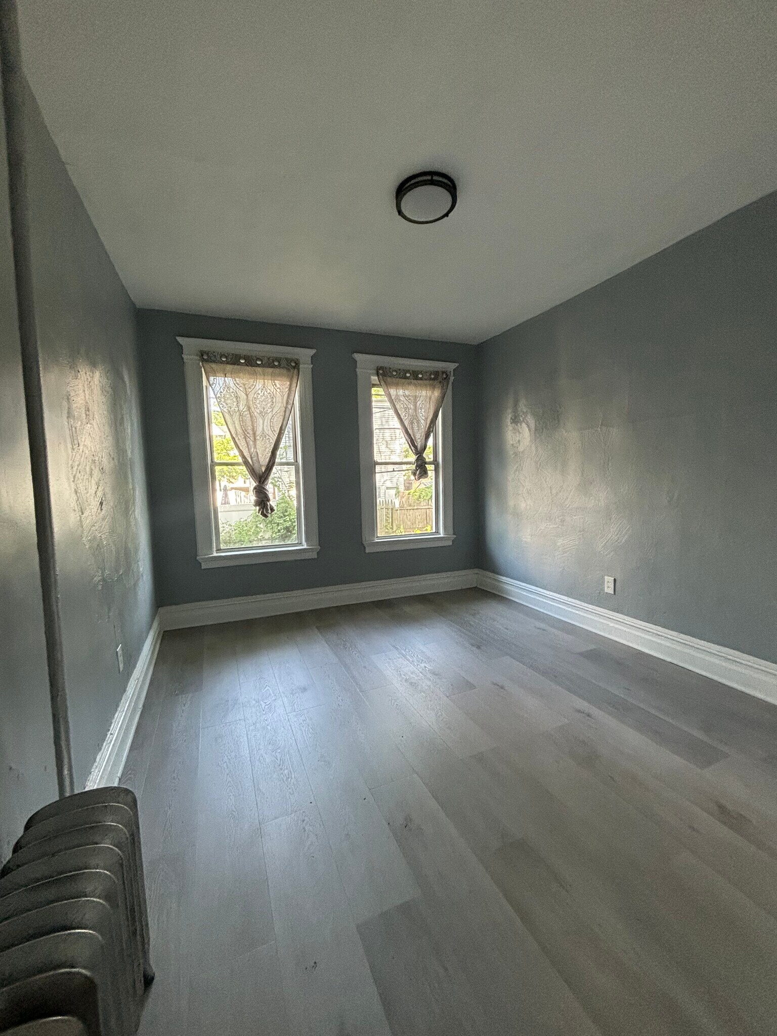 Building Photo - 127 N 14th St