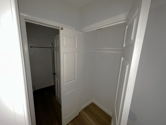 Building Photo - 340 Normandie Ave