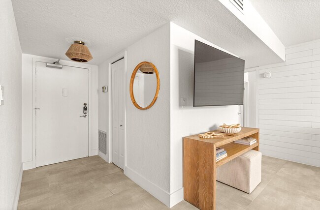 Building Photo - 5200 N Ocean Blvd