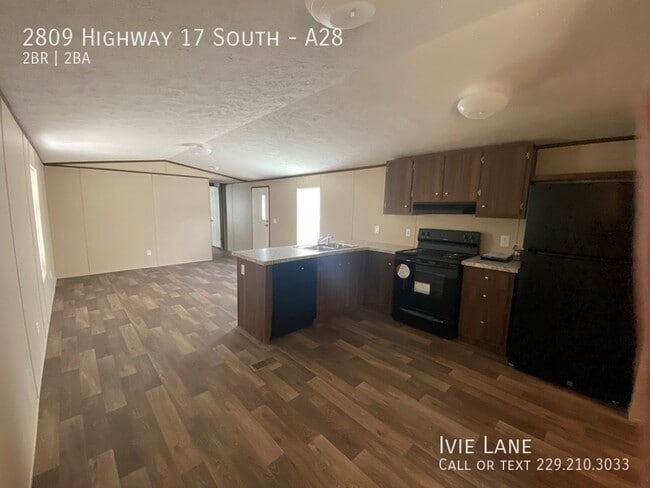Building Photo - 2809 US-17