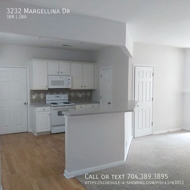 Building Photo - 3232 Margellina Drive