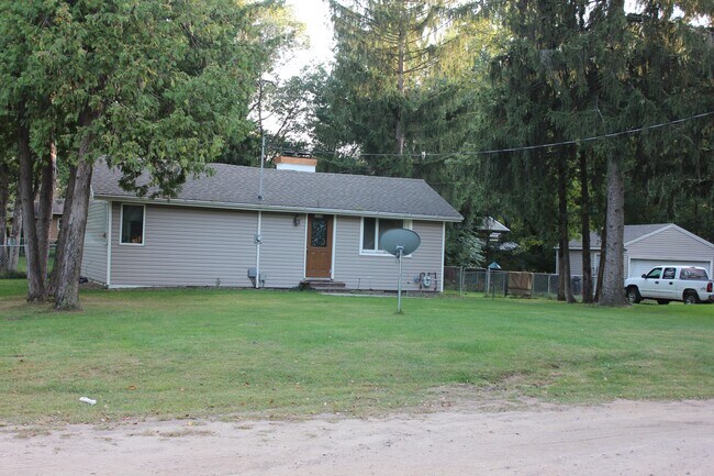 Primary Photo - 2244-2212 212th Ln NW