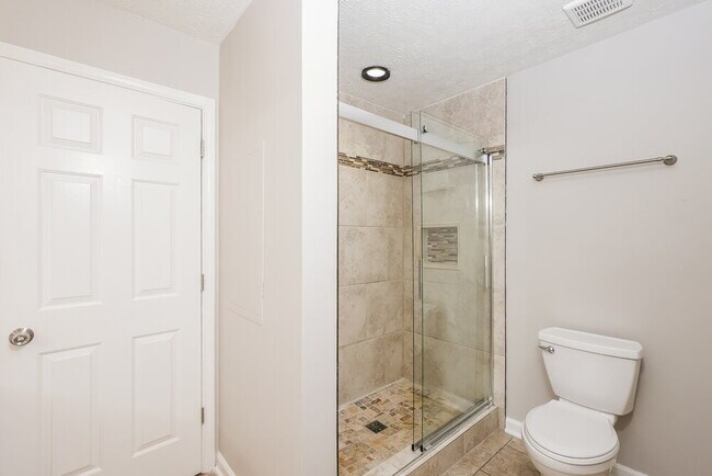 Building Photo - 2156 Turning Leaf Dr