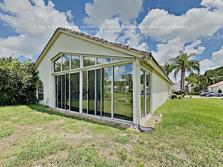 Building Photo - 1737 Barnstable Rd