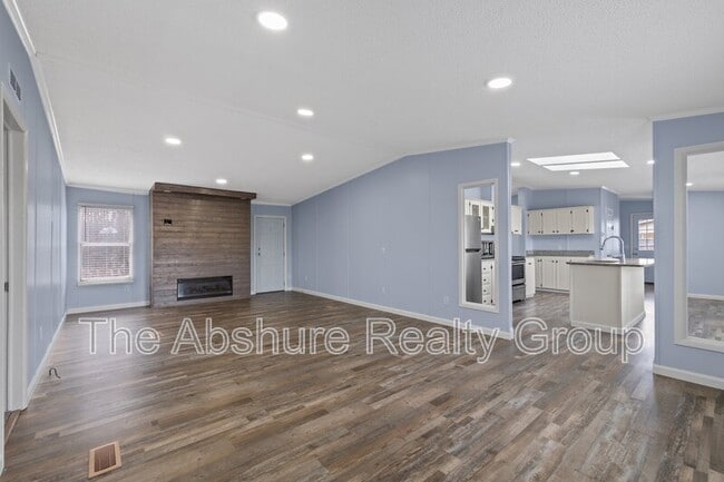 Building Photo - 1508 Willow Downs Cir