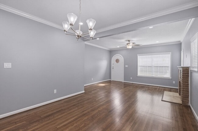 Building Photo - 2809 Wentworth St