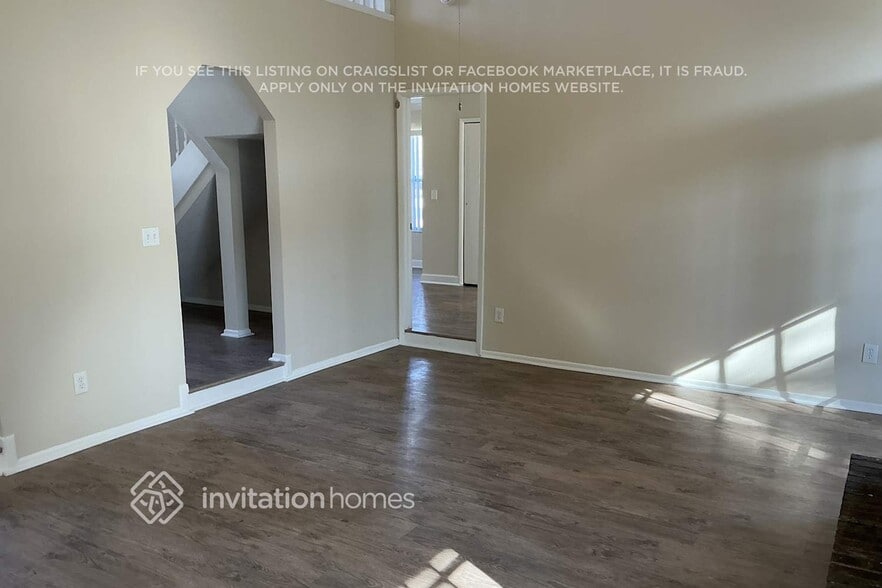 Building Photo - 7781 Snowberry Cir