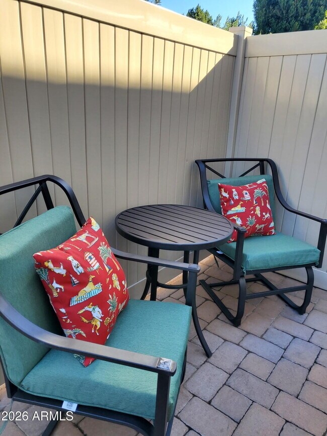 Building Photo - 3737 E Turney Ave