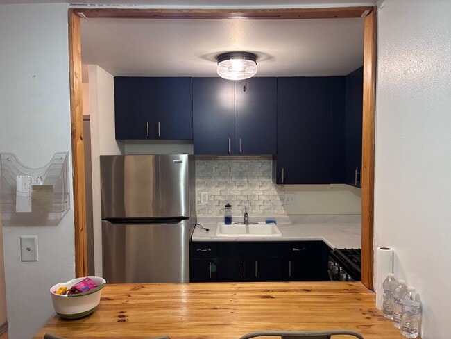 Building Photo - 2222 E Belleview Pl