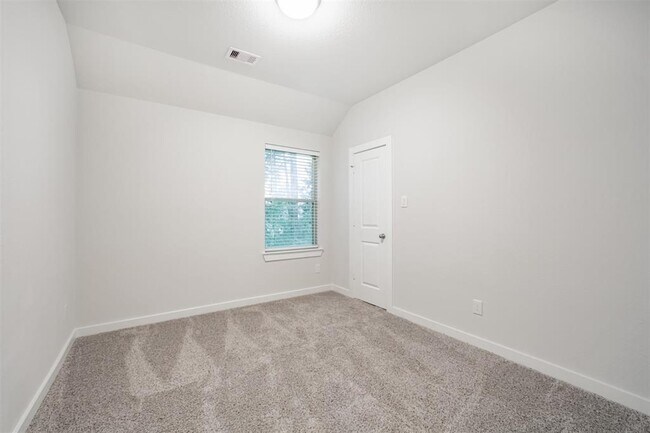 Building Photo - 27028 Hidden Rock Ct