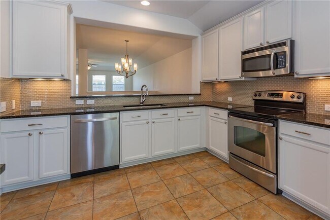 Building Photo - 30118 Diamond Dove Trail
