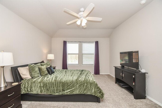 Building Photo - 21602 Victoria Harbor Dr