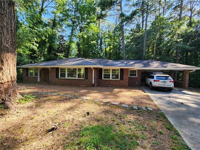 Primary Photo - 2294 Clairmont Rd