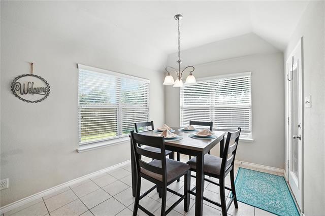 Building Photo - 1402 Palasades Ct