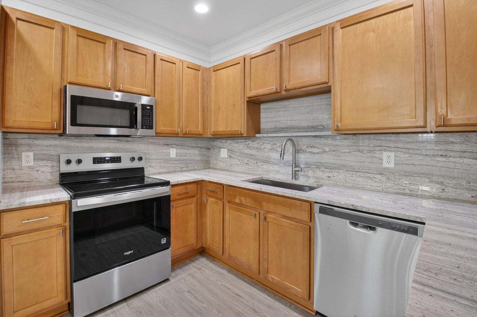 Building Photo - 4801 N Wickham Cir