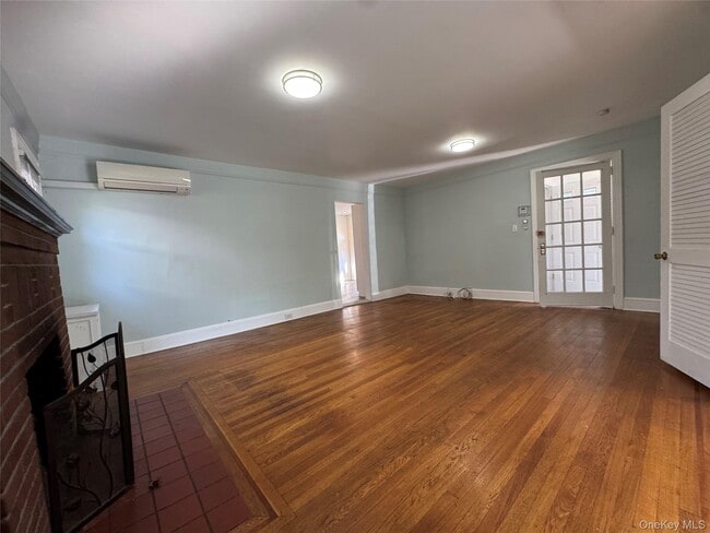 Building Photo - 267 Plainfield Ave