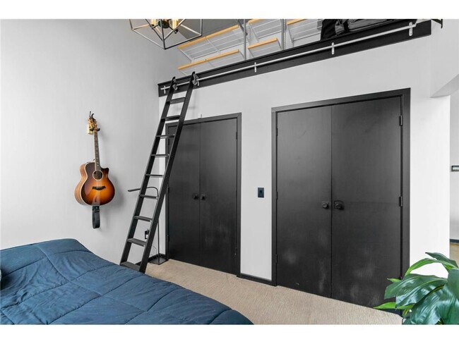 Building Photo - 1701 NE Madison St