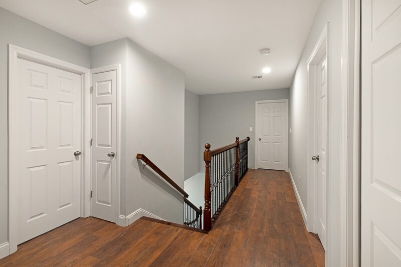Building Photo - 370 Smithburg Rd